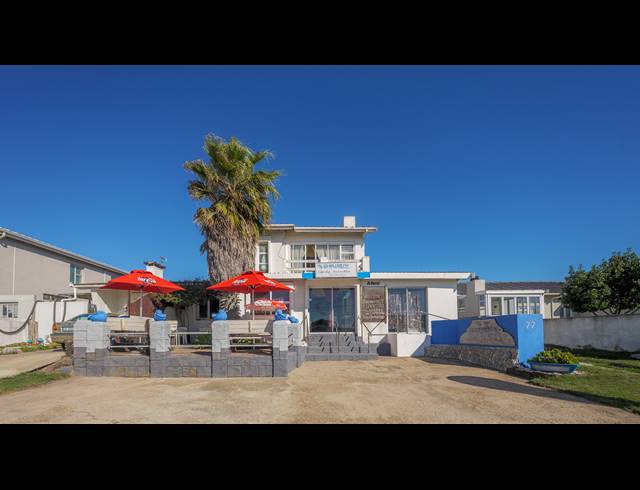 5 BEDROOM FREESTANDING FOR SALE IN OCEANVIEW HEIGHTS
